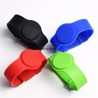 1pc 13.56Mhz UID Changeable 1K S50 NFC Bracelet RFID Wristband Chinese Magic Card Back Door Rewritable S50 Card Furniture Protectors Replacement Parts