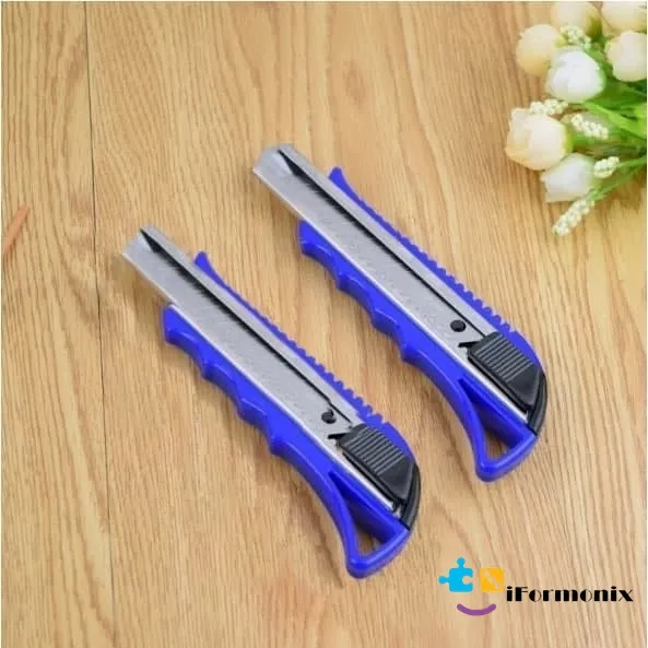 iFormonix Large Sharp Retractable Cutter for Cutting Paper, Cardboard