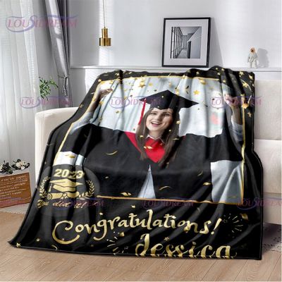 （in stock）Lightweight Flannel blanket for students, personalized Kado wisuda graduation blanket（Can send pictures for customization）