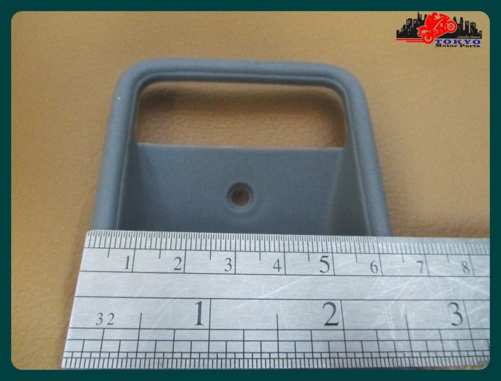 mazda-b1600-b2200-door-handle-socket-lh-or-rh-grey-set-1-pc-38-เบ้ารองมือเปิดใน-สีเทา-1-ตัว-ใช้ได้ทั้งซ้ายและขวา-สินค้าคุณภาพดี