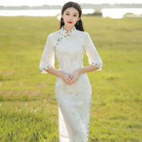 แขนยาว Cheongsam 2022ปรับปรุงอารมณ์อ่อนเยาว์ระดับไฮเอนด์ Jacquard เย็บปักถักร้อยสีขาวสง่างามย้อนยุค