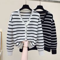 【มีไซส์ใหญ่】Plus Size XL-4XL Womens False Button Striped Sweaters Long Sleeved V-neck Casual Slim Autumn Winter Outerwear