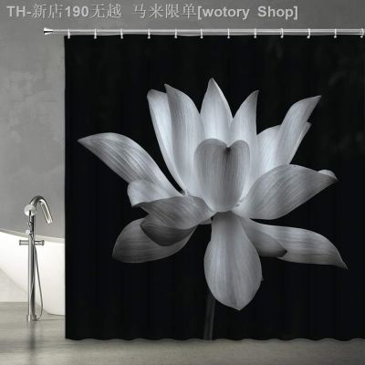 【CW】△❒۩  Shower Curtain Black＆White Floral on Background