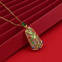 [COD] Internet celebrity classical ethnic style live broadcast with goods the same accessories retro inlaid jade plant painted pendant necklace