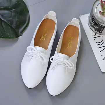 White slip on on sale loafers