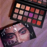 Huda Beauty Desert Dusk Palette