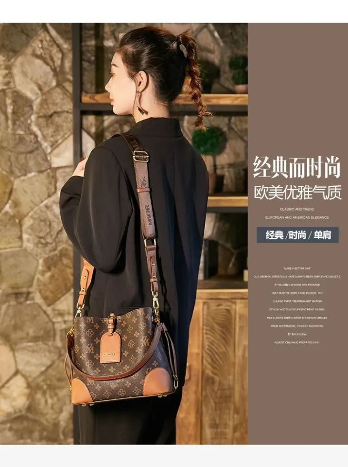 READY STOCK AT MALAYSIA】L-V handbag 2023 new fashion simple bucket bag  all-match one-shoulder messenger bag women's bag double-sided