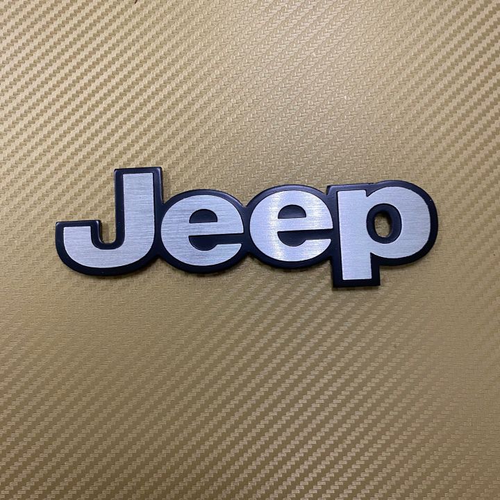 โลโก้* Jeep  สีเงินขอบดำ งานอลูมิเนียม ขนาด* 4.5 x 16 cm ราคาต่อชิ้น