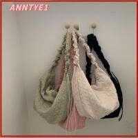 ANNTYE1 ฟองจีบ กระเป๋าสะพายไหล่แบบสั้น สีทึบทึบ จุได้มาก กระเป๋าแมสเซนเจอร์ แฟชั่นสำหรับผู้หญิง เชือกหูรูด กระเป๋า Crossbody เกี๊ยว สำหรับผู้หญิง