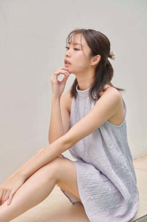 xothelabel-hanni-mini-dress-มินิเดรสผ้าพริ้วดีเทลวิ้งค์ๆ