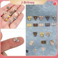 J-BRITNEY อุปกรณ์เสริมกระเป๋าเดินทาง4ชิ้น5สีแบบทำมือมินิงานประดิษฐ์ทำจากโลหะชิ้นส่วนกระเป๋าตุ๊กตากล่องอุปกรณ์ป้องกันมุม