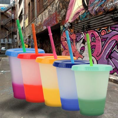【High-end cups】 5/1ชิ้นที่มีสีสันเปลี่ยนสีฟางถ้วยพลาสติกกาแฟน้ำผลไม้เครื่องดื่มเย็นถ้วยที่มีฝาปิดความจุสูง Drinkware ขวด
