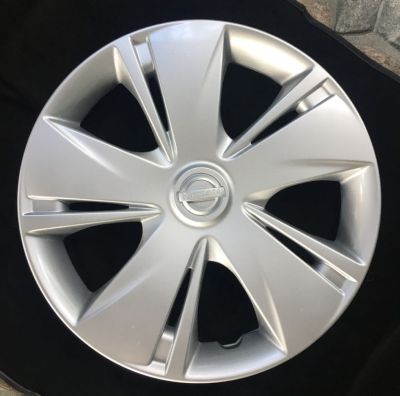 ทำสี มีรอย 1 ฝาครอบกะทะล้อ ขอบ 14 นิ้ว Wheel cover size 14 inch Nissan march almera นิสสัน มาร์ช อัลเมร่า ฝาครอบล้อ Center wheel Cover wheel ฝาครอบล้อ