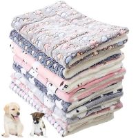 [Yunyun fabric workshop] Cat Nest Mat Dog Bed Thickened Fleece Pad Blanket Comfortable Pet Dog Quilt Cat Warm Plush Mat Dog Cat Mat Pet Supplies