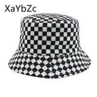 {You have a hat}XaYbZc ใหม่หมวกทรงถังลายตารางผ้าลายตารางขาวดำหมวกตกปลาผู้ชายผู้หญิง