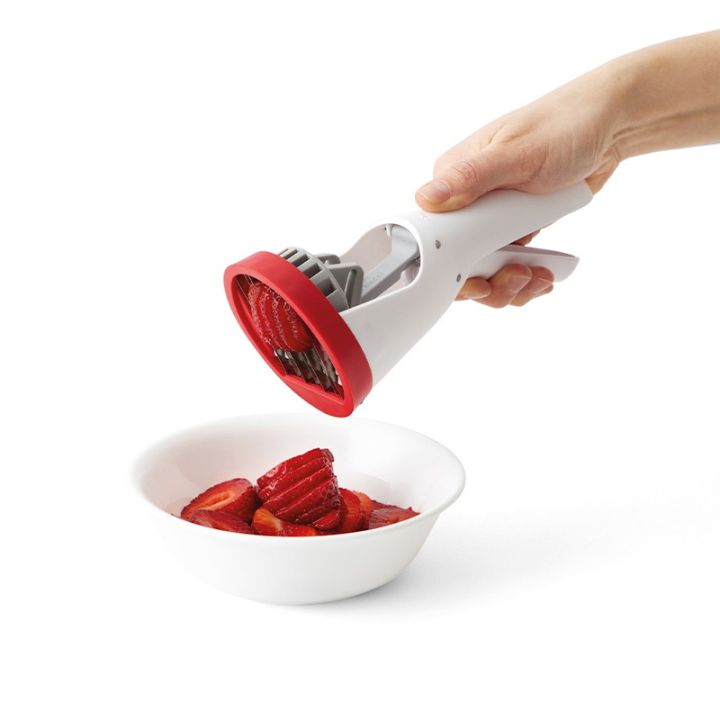 chefn-slicester-strawberry-prep-tool-ที่หั่นสตรอเบอรี่แบบกดมือ