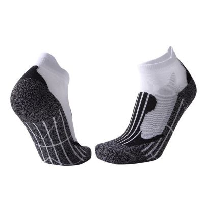ถุงเท้าฟุตบอลวิ่งบาสเก็ตบอลระบายอากาศถุงเท้าขี่จักรยาน Coolmax สำหรับผู้ชายผู้หญิงใหม่2020