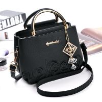 Bag 2021 ms han edition contracted the new single shoulder bag portable embroidered hang bag handbag twins