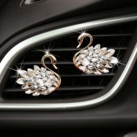 【DT】  hotExquisite Rhinestone Swan Car Perfume Car Outlet Perfume Clip Car Air-conditioning Decoration Aromatherapy