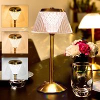 ✳♧ Crystal Table Lamp LED Touch Sensor Dimming Desk Lamp Nordic Iron Wireless Night Light for Bedroom Bar Restaurant Decoration