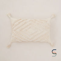 SARABARN Diamond Cushion Cover With Tassels | ปลอกหมอนอิงมีพู่ ลายเพชร สีเบจอ่อน