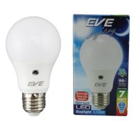 EVE LED Sensor 7W หลอดไฟแอลอีดี เปิดกลางคืน / ปิดกลางวัน อัตโนมัติ  แสงเดย์ไลท์