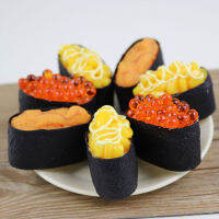 WINOMO 6pcs ตัวอย่างซูชิเทียมแบบจำลองอาหารปลอมครัวซูชิรุ่น Onigiri รุ่น