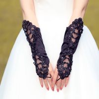 ✑✈❧ Beaded Lace Satin Short Bridal Gloves Fingerless Wedding Dress Party Gloves White Ivory Black Wedding Marriage Accessories