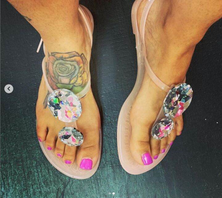 transparent-women-sandals