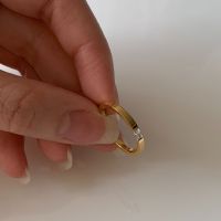 Petite single gem ring