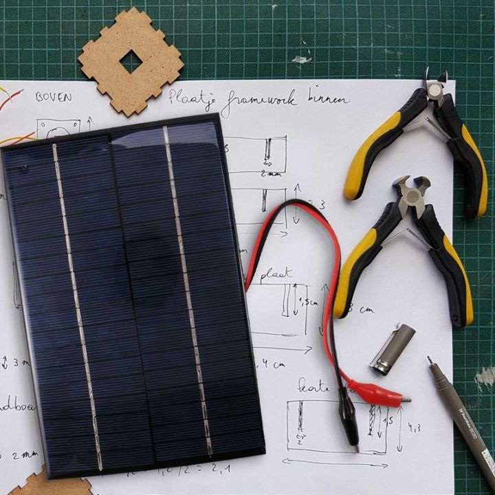 4-2w-18v-solar-cell-polycrystalline-solar-panel-crocodile-clip-for-charging-12v-battery-200x130x3mm