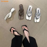 Flip-Flop แจ๊กเก็ตผู้หญิง 2023 ฤดูร้อนใหม่ความรู้สึกสุทธิสีแดงแฟชั่นรองเท้าแตะและรองเท้าแตะลมนางฟ้าครึ่งลาก