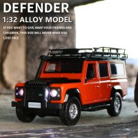 [AhQ ornaments] 1:32 Land Rover Defender ล้อแม็กรถยนต์รุ่น D Iecasts แอมป์; ของเล่นโลหะนอกถนนยานพาหนะรถรุ่นจำลองแสงเสียงเด็กของขวัญ