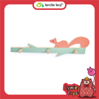 Tender Leaf Toys เฟอร์นิเจอร์เด็ก เฟอร์นิเจอร์ไม้ ตะขอกระรอกน้อย Forest Squirrel Hooks