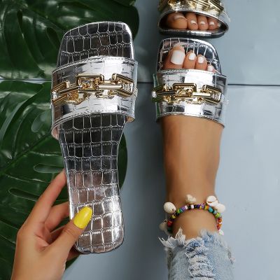 Hot sell 2023 New Gold Silver Women Summer Slides Fashion Street Style Chain Flat Heels Bling Woman Beach Slippers Luxury Flip Flop Shoes