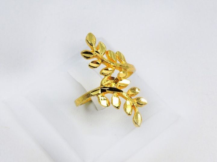 apata-jewelry-แหวนทองชุบ-ชุบทองแท้ไม่ลอกไม่ดำ-ขนาด2สลึง-ลายใบมะกอก-แหวนทอง-ทองเยาวราช-ชุบทอง-ทองไมครอน-ฝีมือช่างทอง-จากบล็อคทองแท้-สวยเหมือน้