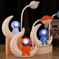 LED Lamp Creative Cartoon Spaceman Astronaut Night Light Led Learning Eye Protection Charging Desk Lamp Bedside Reading Lamp