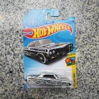 รถเหล็ก Hotwheels Impala สีขาว