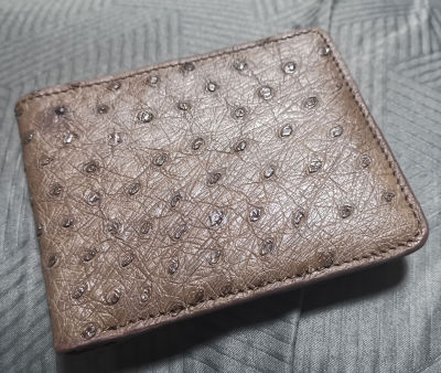 BestCare Ostrich Leather สำหรับผู้ที่ให้ความสำคัญ หนังนุ่มมือ สีน้ำตาล กระเป๋าสตางค์หนังนกกระจอกเทศ&nbsp;