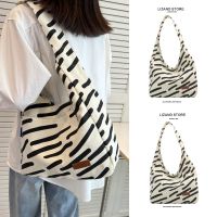 Zebra print casual canvas bag class commuting single shoulder large bag female 2023 new large capacity tote bag 【BYUE】