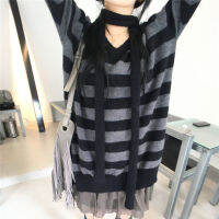 Y2K autumn and winter Korean casual retro striped V-neck loose long-sleeved thin sweater + black scarf two-piece suit