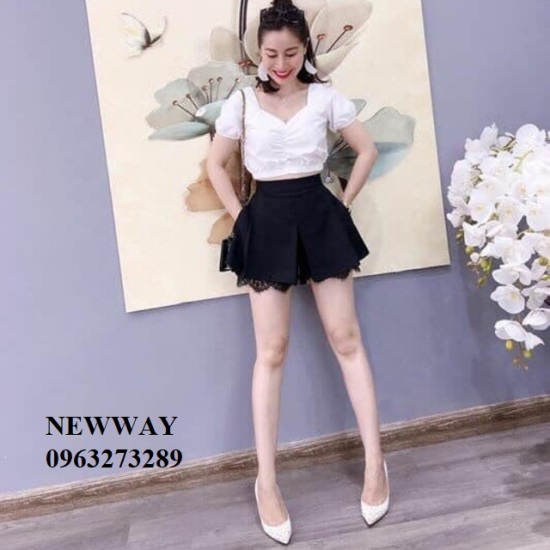 Váy Ren Thêu Hoa Với Pha Lê - Limited Edition STEFANNI