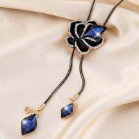 [COD] สินค้าใหม่ Elegant Blue Rose Flower Crystal Fur Sweiler Chain สร้อยคอยาวแบบเดียวกับที่นิยมในโลกออนไลน์