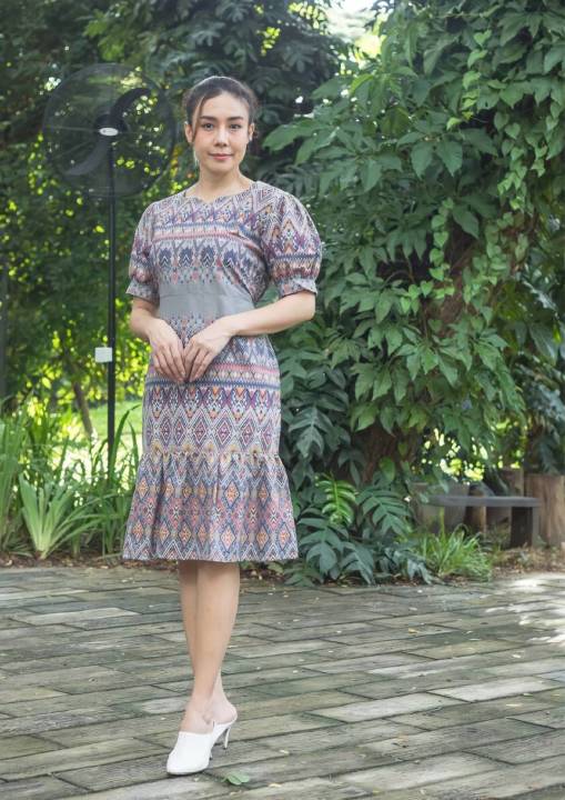 ชุดเดรสผ้าไทย-มีไซร้-40-52-ชุดผ้าไทยลายขอ-ชุดใส่ทำงาน-ชุดใส่ออกงานบวชงานแต่งสวยมากค่ะ