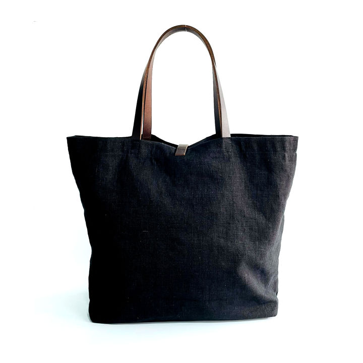 กระเป๋าสะพายใยกัญชงสีย้อมดำ-hemp-tote-ฺblack-leather-brown