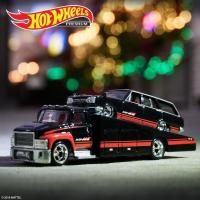 69 Nissan Skyline Van Carry On 1:64 (HOTWHEELS)