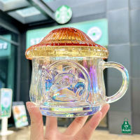 Starbuck Cup 2022เทศกาลกลางฤดูใบไม้ร่วงป่าเห็ดสามมิติบรรเทารูปร่างกระรอกที่มีสีสันพร้อมฝาปิด Handle Glass