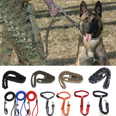 [pets baby] สายจูงปลอกคอสุนัขยุทธวิธี1000D ทหารยุทธวิธีไนลอนตำรวจสายจูงสุนัขฝึกล่าปลอกคอสุนัขสายจูงยืดได้
