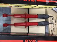 KYB Super red โช้คอัพคู่หน้า Toyota Fortuner ปี 2005-2014 [ 1 คู่ ]