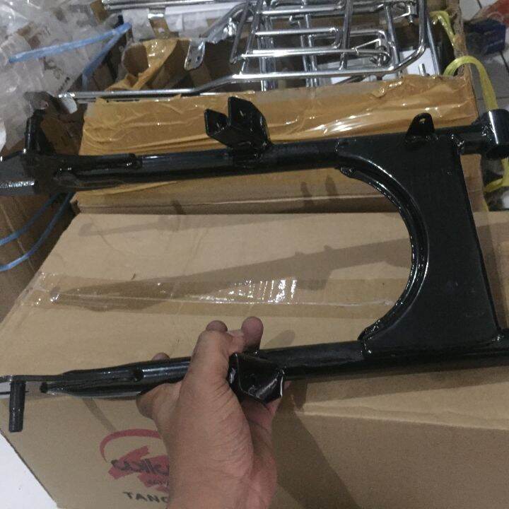 Swing arm Honda win Lazada Indonesia